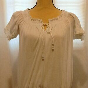 Playful white gathered shirt